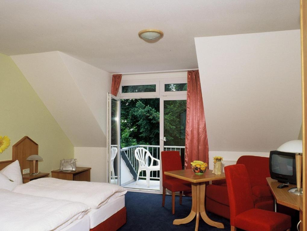 Hotel Zur Post Deudesfeld Rom bilde