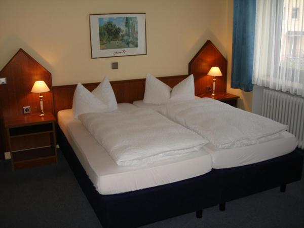 Hotel Zur Post Deudesfeld Rom bilde